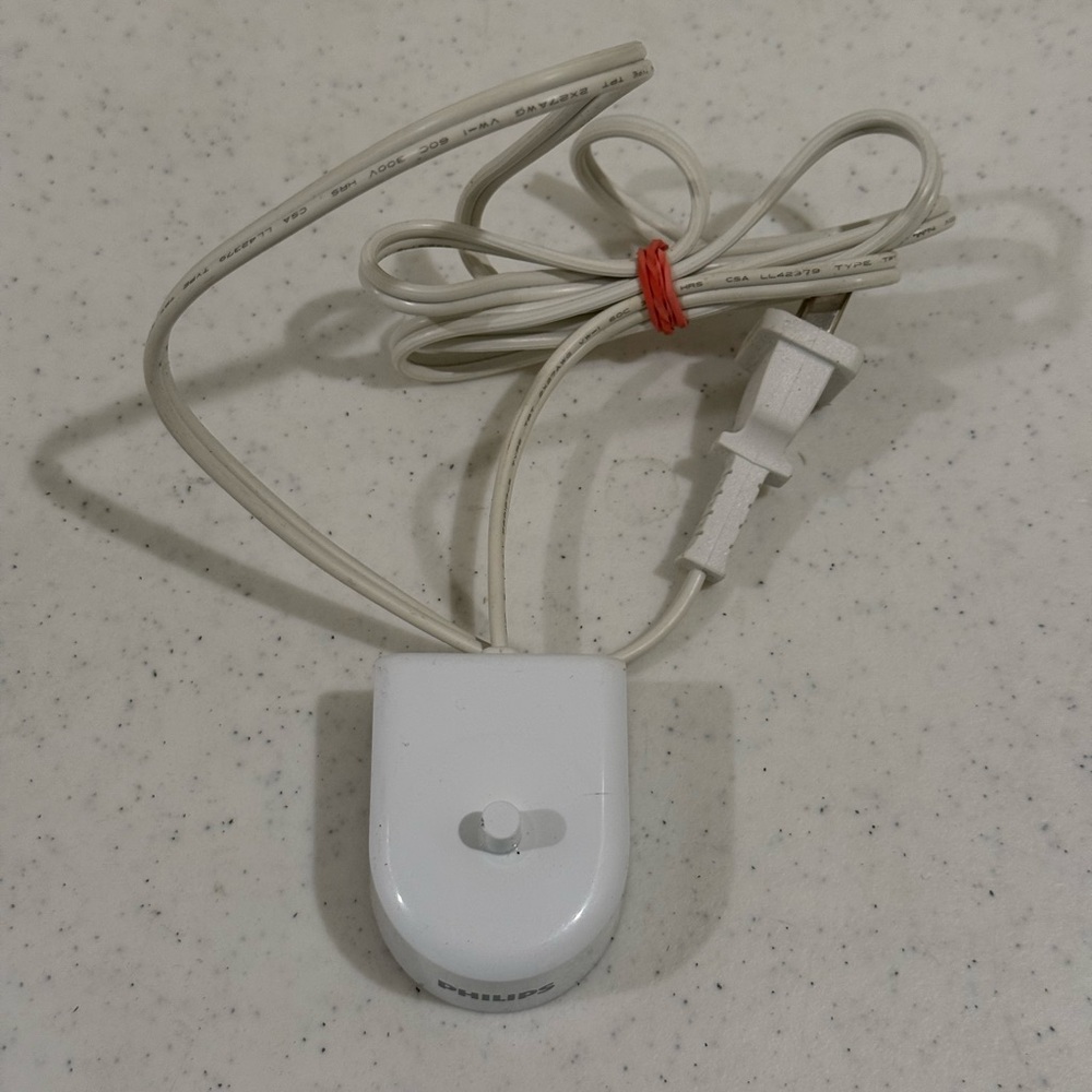Philips Toothbrush Charging Stand ~ Works Excellent ~ Model # HN6100